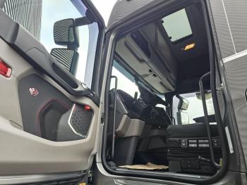 Scania S590 V8 4x2 / HYDRAULIC / RETARDER / PARKING COOLER